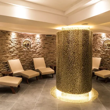 Mirart Boutique & Hotel 3*