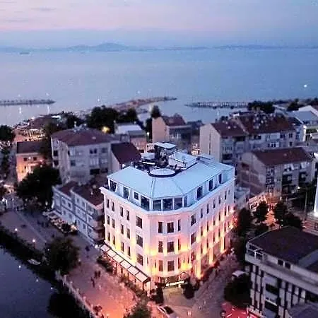 Mirart Boutique & Hotel 3*
